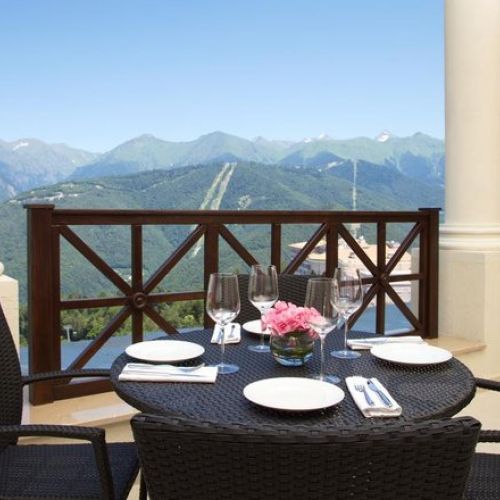 Отель "Новотель Резорт и спа Красная Поляна" / "Novotel Resort and spa Krasnaya Polyana"