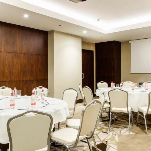 Отель "Новотель Резорт и спа Красная Поляна" / "Novotel Resort and spa Krasnaya Polyana"