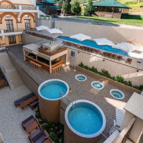 Отель "Новотель Резорт и спа Красная Поляна" / "Novotel Resort and spa Krasnaya Polyana"