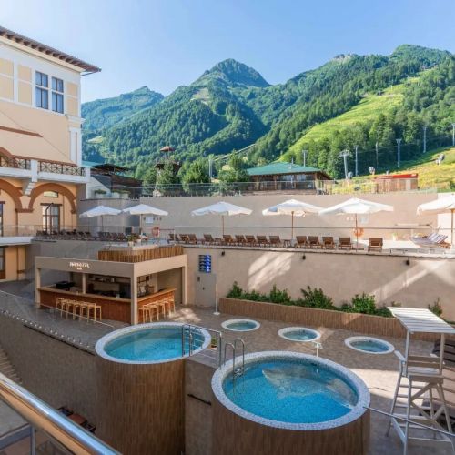 Отель "Новотель Резорт и спа Красная Поляна" / "Novotel Resort and spa Krasnaya Polyana"